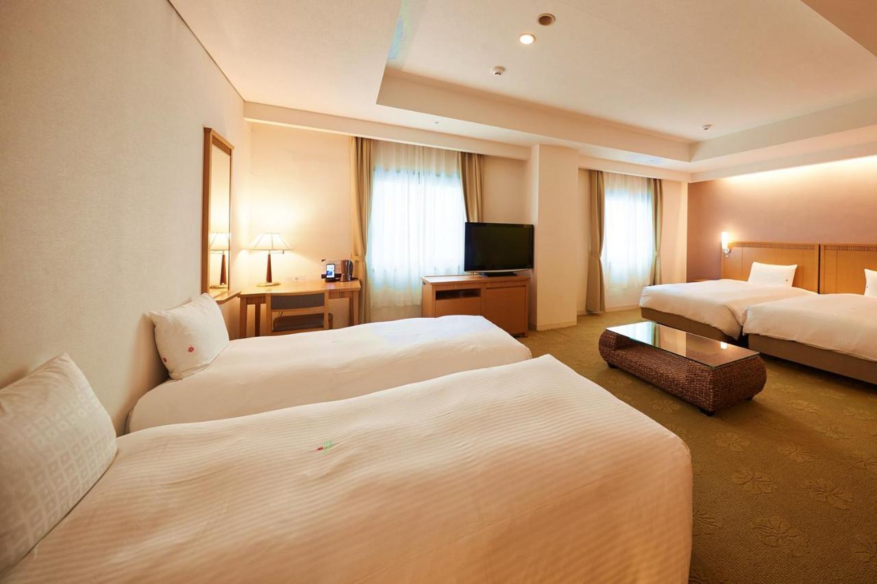 Pacific Hotel Okinawa Naha Eksteriør bilde